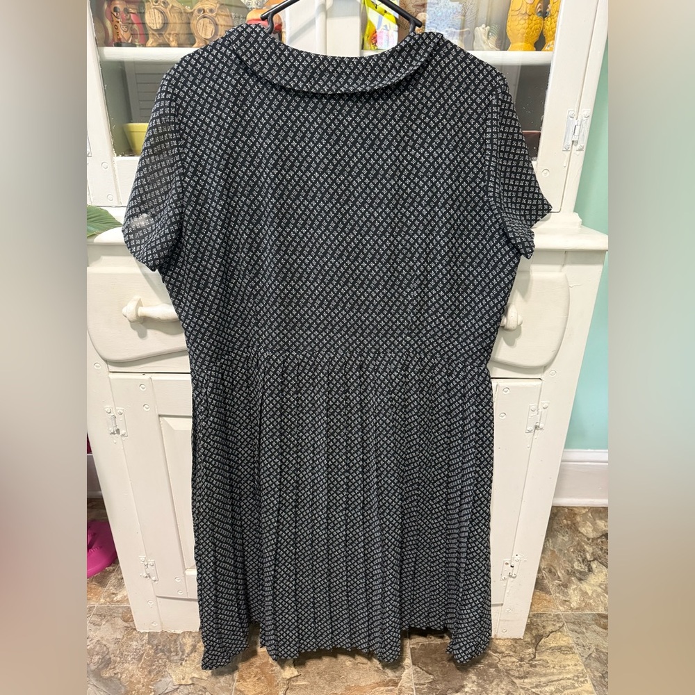 ModCloth Fervour Peter Pan Collar Pleated Dress Size XL - Picture 2 of 3